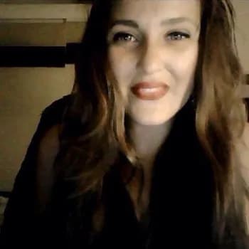 Profil de Roukaya, 20 ans, Escort à Darnets (Corrèze)