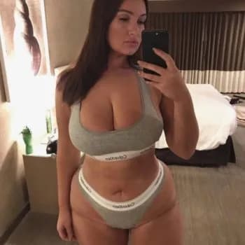 Profil de Estelle, 32 ans, Escort à Aurel (Vaucluse)