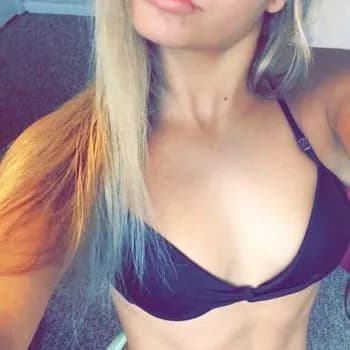 Profil de Shelby, 21 ans, Escort à Cardaillac (Lot)