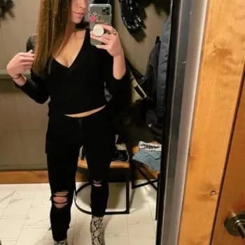 Profil de Naomi, 31 ans, Escort à Clefmont (Haute-Marne)