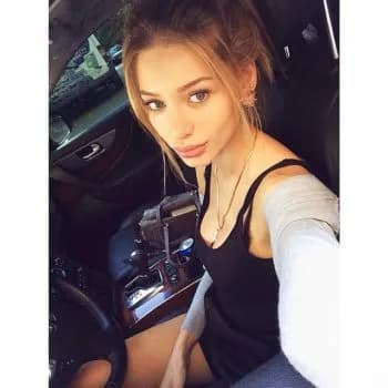 Profil de Yara, 34 ans, Escort à Ablon-sur-Seine (Val-de-Marne)