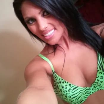 Profil de Yara, 22 ans, Escort à Fayence (Var)