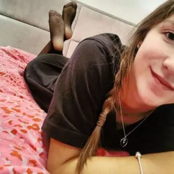 Profil de Elvira, 23 ans, Escort à Concoret (Morbihan)