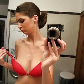 Profil de Lise, 30 ans, Escort à Charmont (Val-d'Oise)