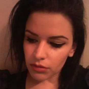 Profil de Brune, 22 ans, Escort à Cerisé (Orne)