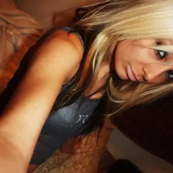 Profil de Lucia, 21 ans, Escort à Chapelle-d'Huin (Doubs)