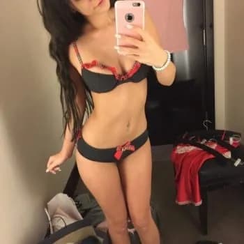 Profil de Flavie, 30 ans, Escort à Bras-Panon (La Réunion)