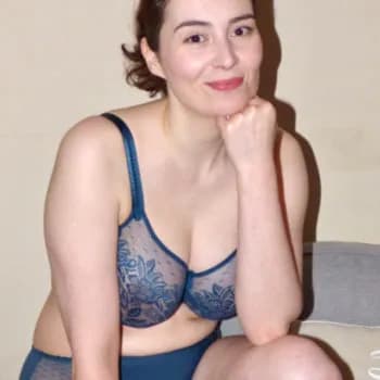 Profil de Aliya, 27 ans, Escort à LePoislay (Loir-et-Cher)