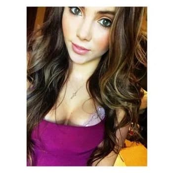 Profil de Paloma, 29 ans, Escort à Pleudaniel (Côtes-d'Armor)