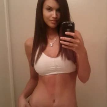 Profil de Ambrine, 40 ans, Escort à Brens (Tarn)