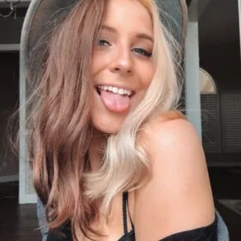 Profil de Cassy, 41 ans, Escort à LaLonde-les-Maures (Var)