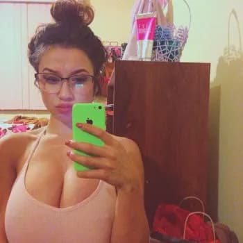 Profil de Yamina, 39 ans, Escort à Arnac-Pompadour (Corrèze)