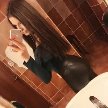 Profil de Issra, 26 ans, Escort à Arfons (Tarn)