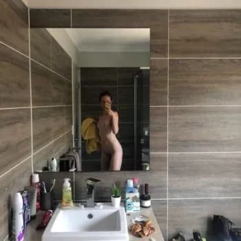 Profil de Emmie, 25 ans, Escort à LeVigan (Lot)