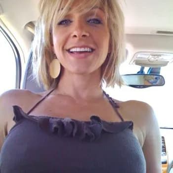 Profil de Priya, 26 ans, Escort à Damas-et-Bettegney (Vosges)