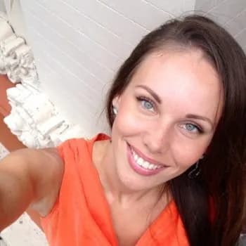 Profil de Layna, 34 ans, Escort à Colombier-le-Jeune (Ardèche)