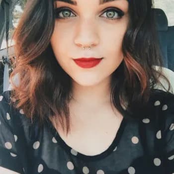 Profil de Yousra, 20 ans, Escort à Cindré (Allier)