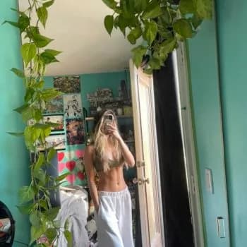 Profil de Leslie, 34 ans, Escort à Meroux-Moval (Territoire de Belfort)