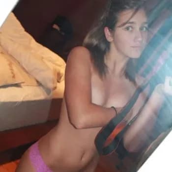 Profil de Lyah, 25 ans, Escort à Cry (Yonne)